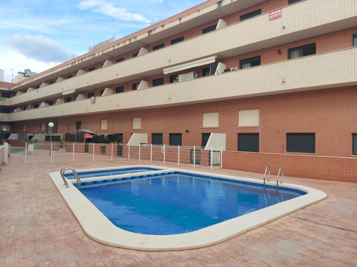 Apartamento En Residencial Con Piscina Ел-Кампельйо Екстер'єр фото